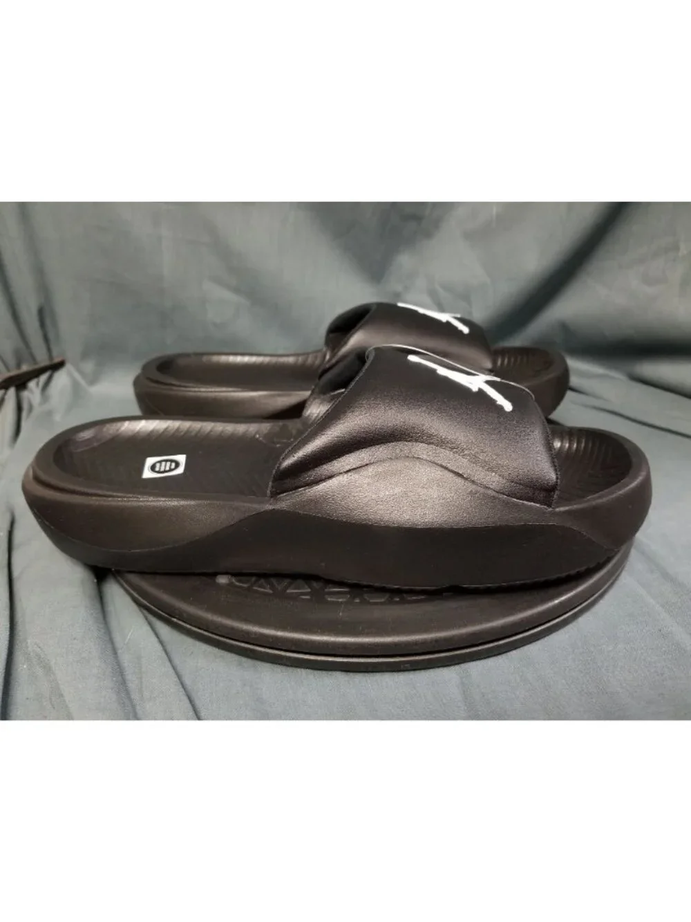 Jordan Franchise Slides Black White HF3263 001 Mens Size 10 NEW w/TAGS!